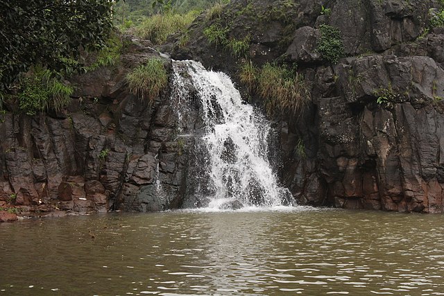 Lingamala Waterfall, visit during Pune To Mahabaleshwar One Day Trip 