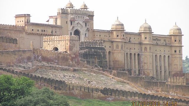 Amber_Palace_on_Hill_Amber_Jaipur