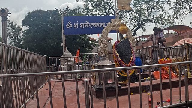 Shani-Temple-Shani-Shingnapur