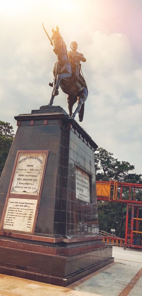 Chhatrapati Shivaji Maharaj Statue, Visit during Pune to Pratapgad Fort One day Trip by cab