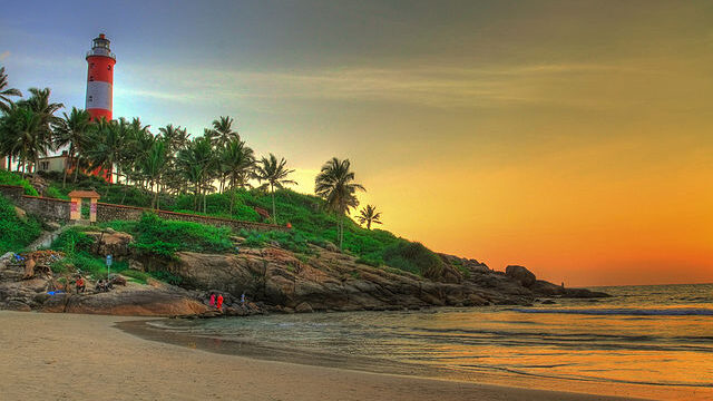 640px-01KovalamBeach&Kerala