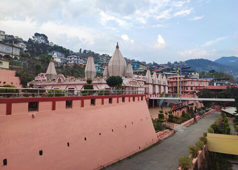 Mangal_Dham_Temple_-_Kalimpong_(1)