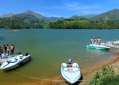 Mattupetty_Reservoir_Munnar_(25127775436)