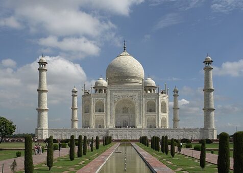 Taj_Mahal,_Agra,_India